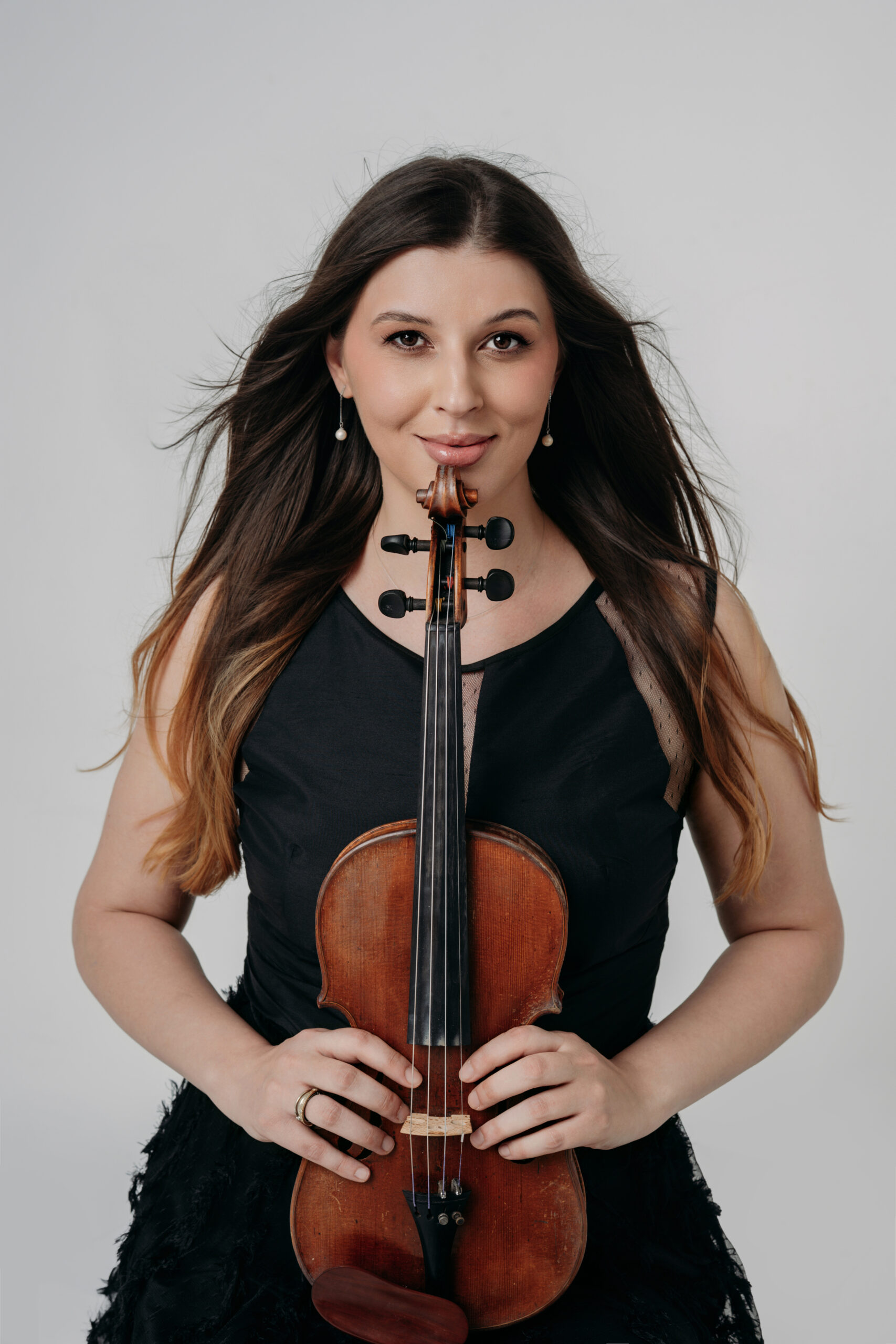 Isidora Marjanović Wonder Strings